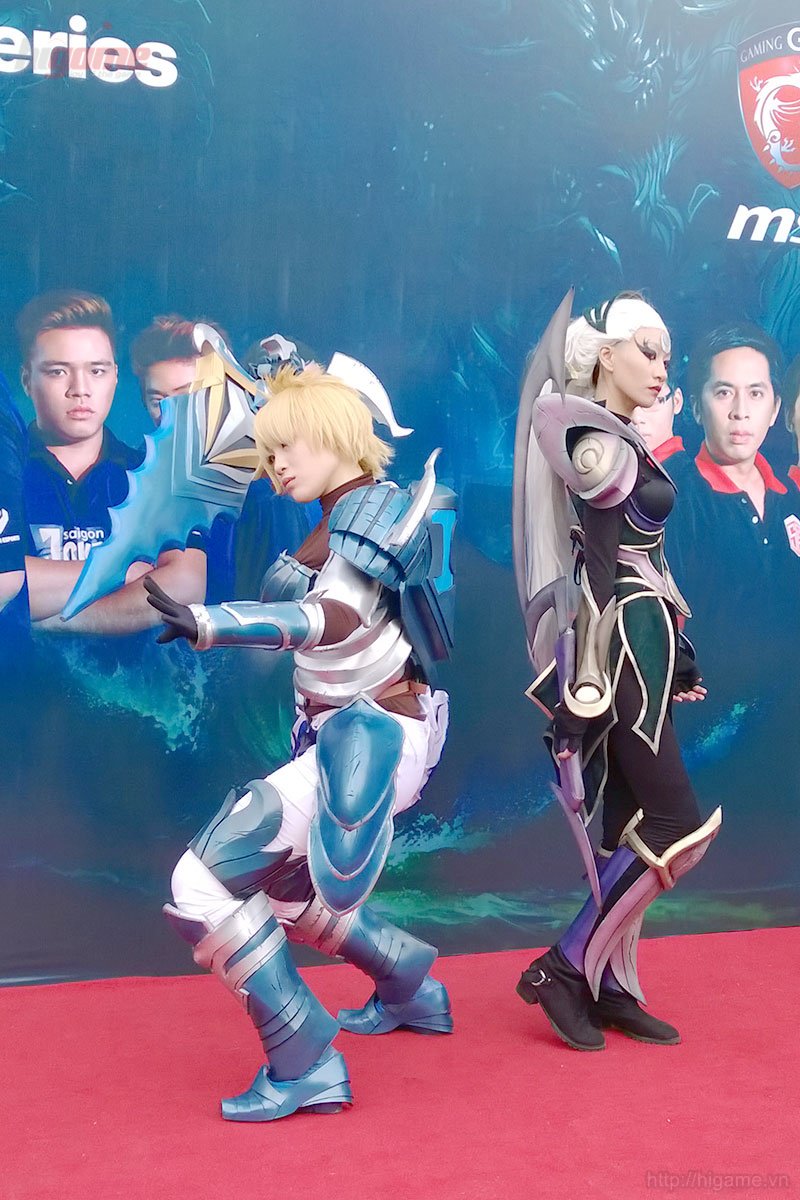 biểu diễn cosplay